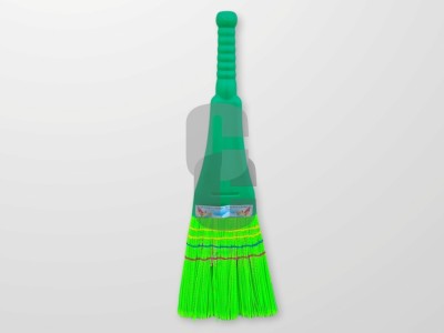 Нови предложения Метла пластмасова с КЪСА дръжка